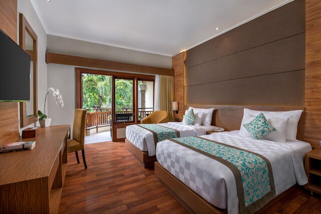 アディ・ジャヤホテル