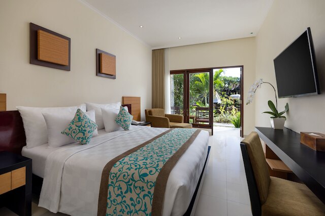 アディ・ジャヤホテル