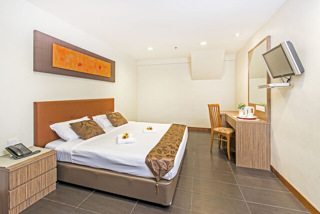 ホテル 81 トリスター