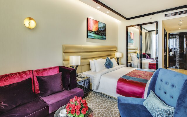 ナガ ワールド ホテル & エンターテインメント コンプレックス