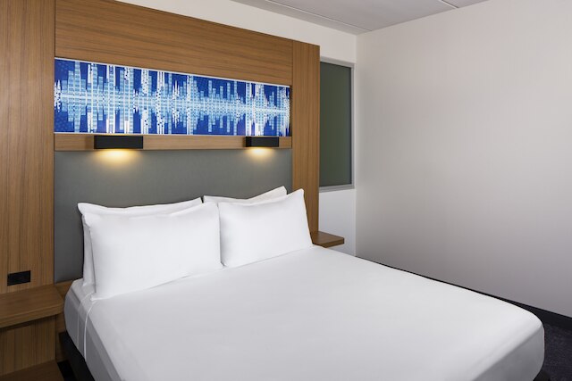 アロフト テンペ