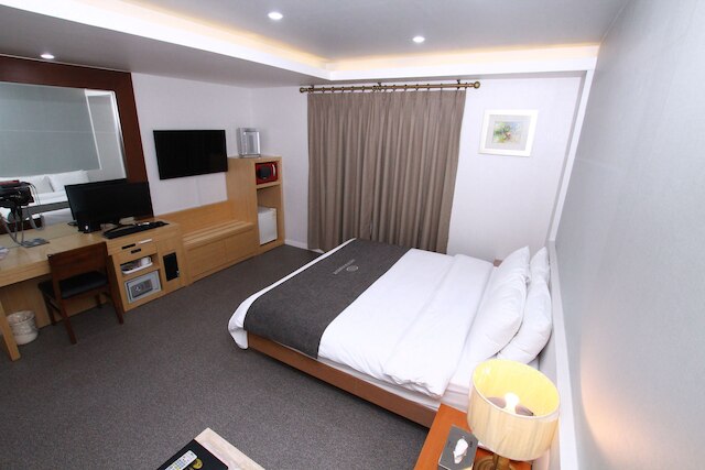 アムール ホテル