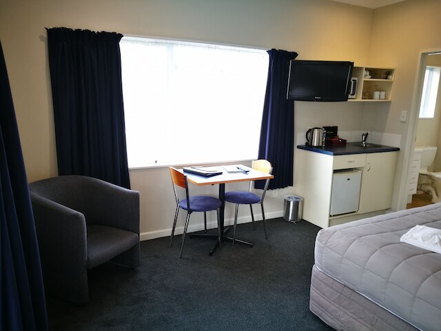 エアポート バーチーズ モーテル