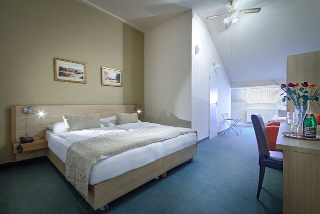 ホテル トーラス