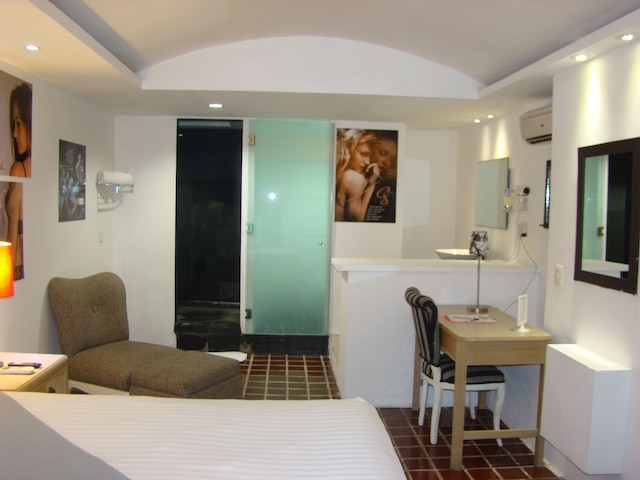 マヤフェア デザイン ホテル