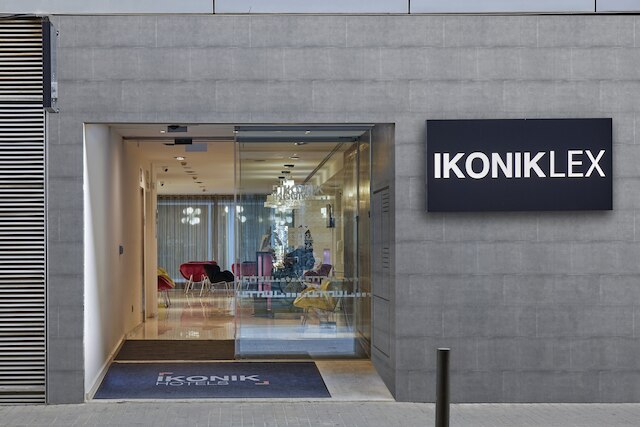 イコニク レックス