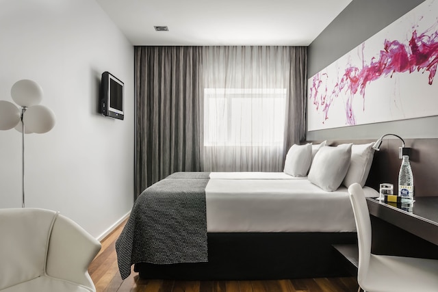 イコニク レックス