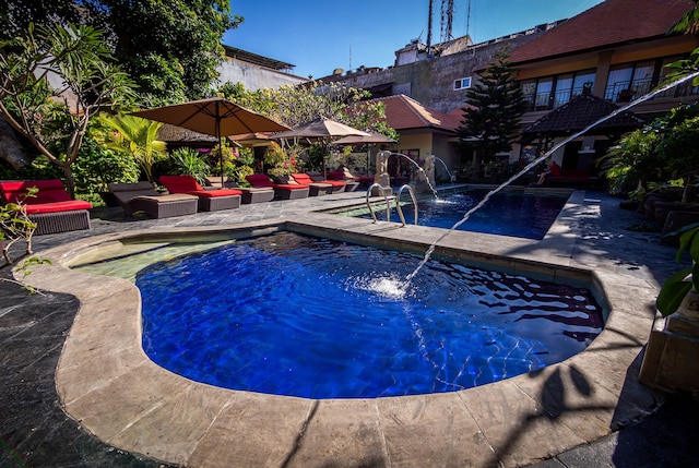 ユリア ビーチ イン クタ