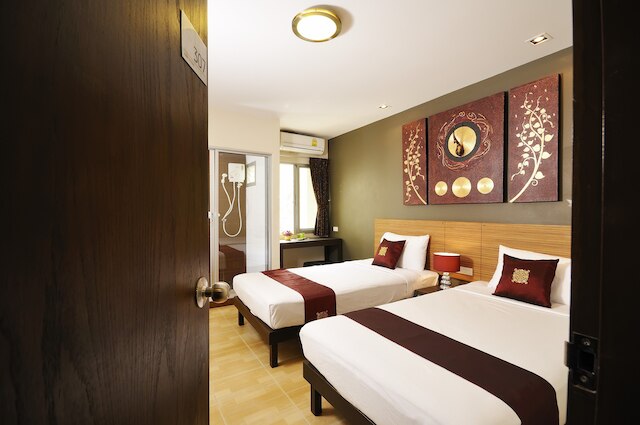 スリープ ウィズ イン