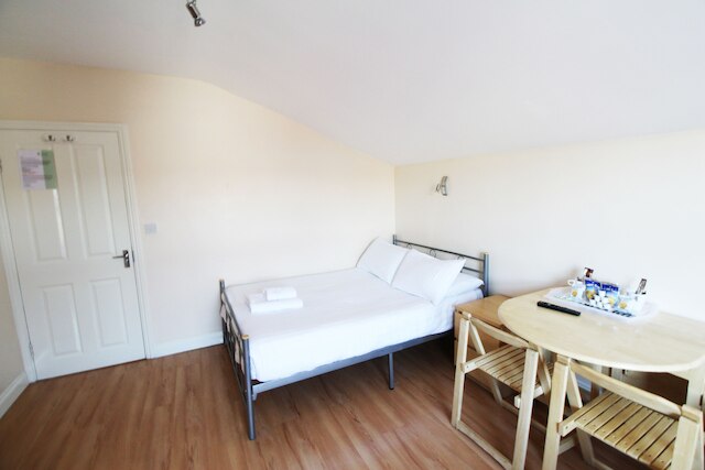 フレクシステイ アパートホテル トゥーティング