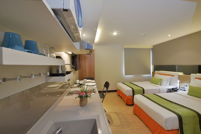 アラワナ エクスプレス プロンポン