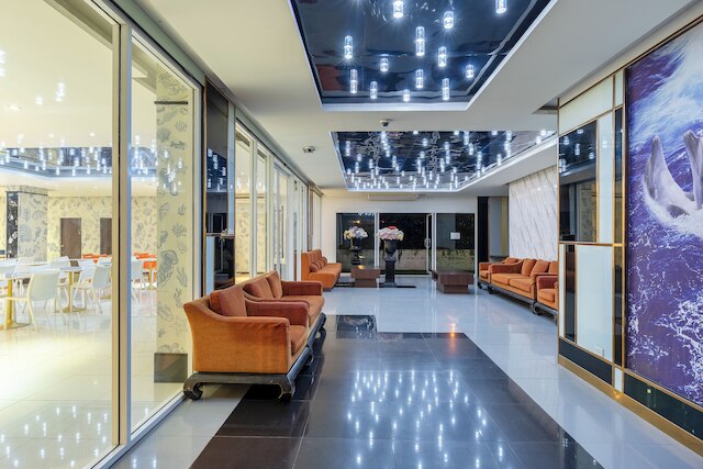 ロディナ ビーチ ホテル