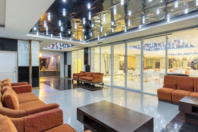 ロディナ ビーチ ホテル