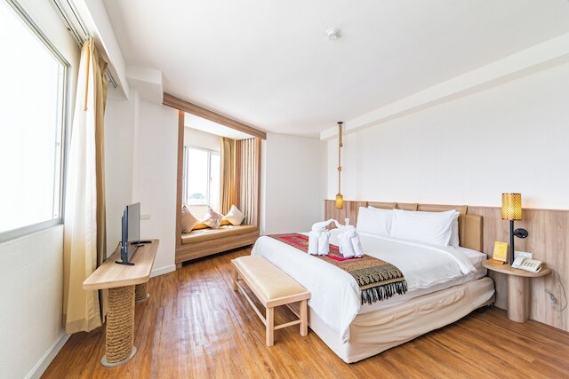 トン タリン ホテル