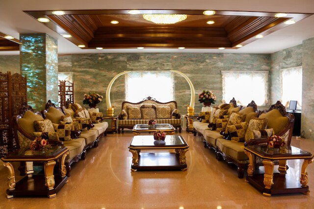 トン タリン ホテル