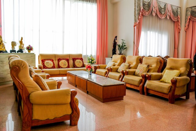 トン タリン ホテル