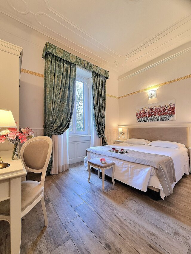 チャーリー ホテル