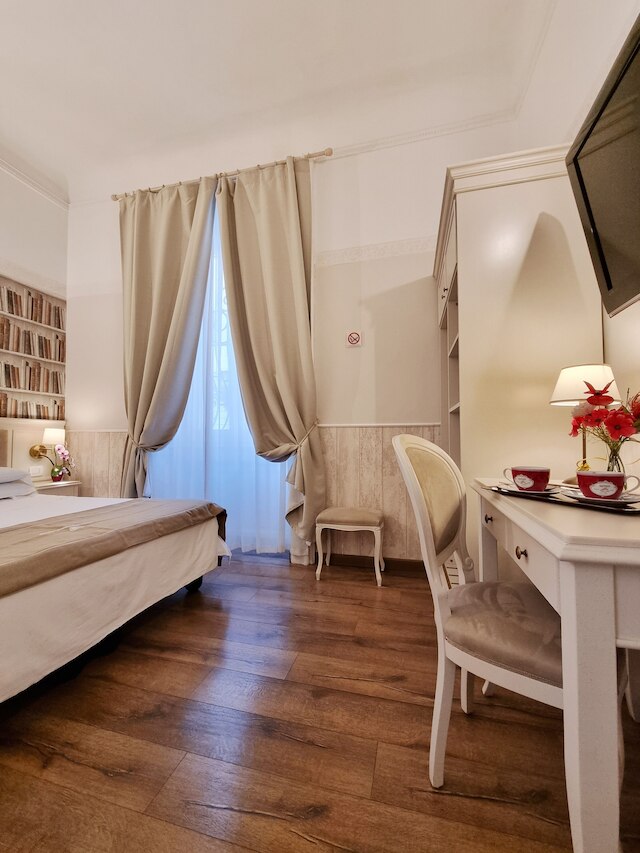 チャーリー ホテル