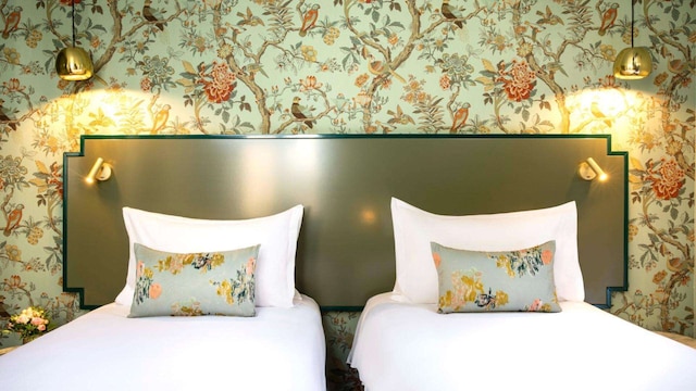 オテル デ ドゥーイーレ - ノートルダム