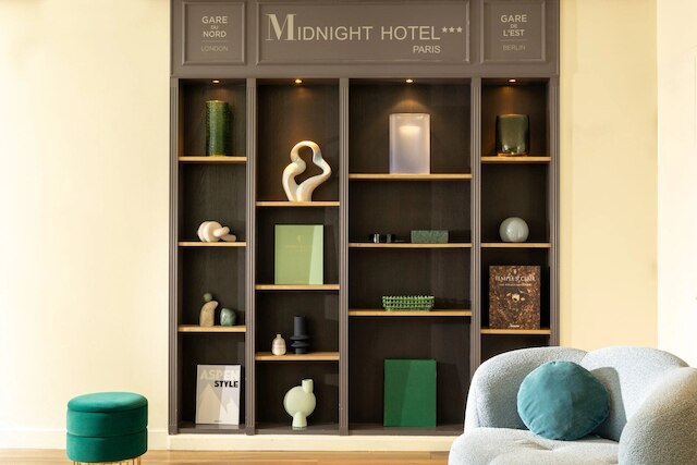 ミッドナイト ホテル パリ