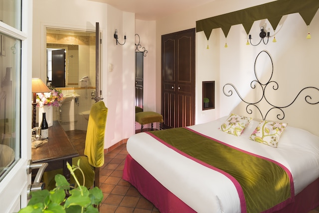 オテル キャステックス