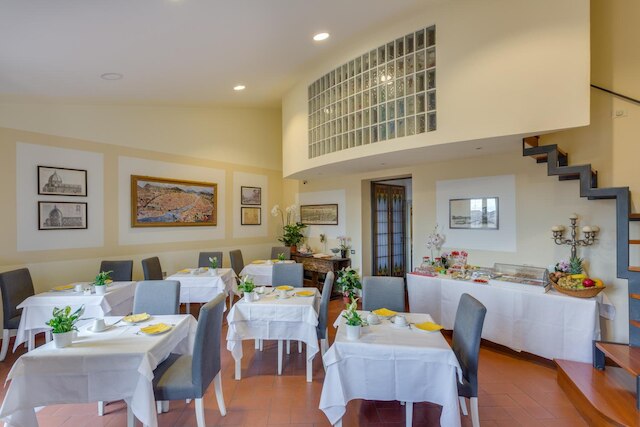 ロカンダ デイ グェルフィ