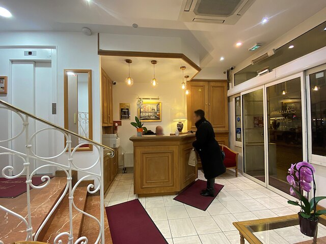 オースティンズ サン ラザレ ホテル