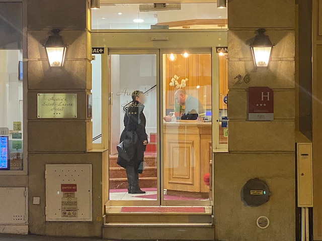 オースティンズ サン ラザレ ホテル