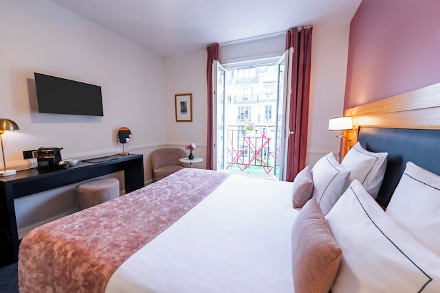 ホテル ル セルクル トゥール エッフェル