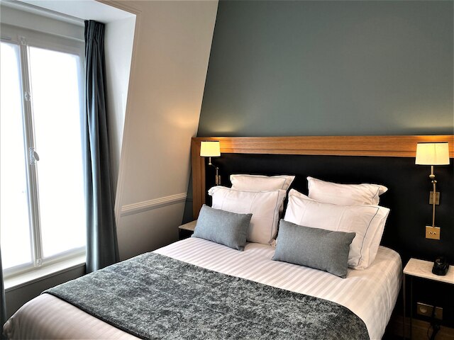 ホテル ル セルクル トゥール エッフェル