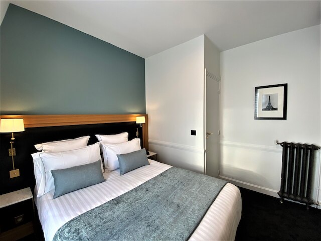 ホテル ル セルクル トゥール エッフェル