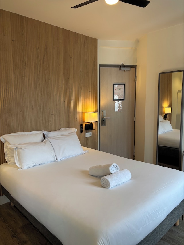 コーナー レピュブリック