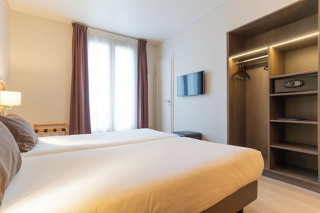 オテル ドゥ フロール - モンマルトル