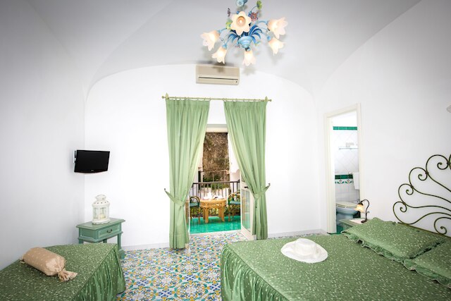 アルフォンソ マーレ