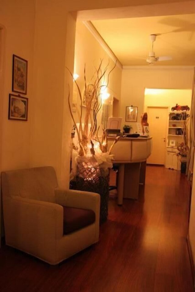 フローレンス ルーム