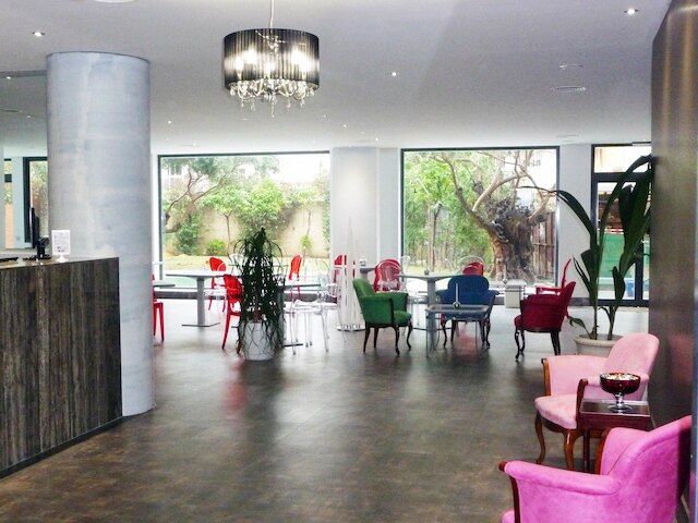 ホテル AACR モンテオリボス