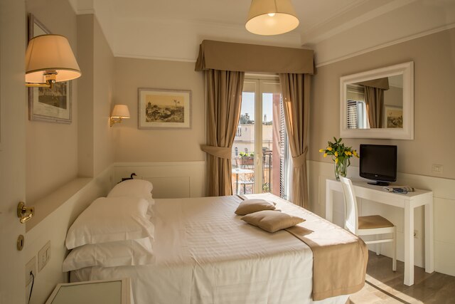 ホテル モディリアーニ