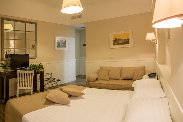 ホテル モディリアーニ