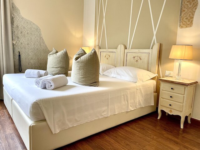 ソッジョルノ ペッツァーティ ダニエラ