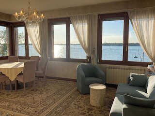 オアシス ラグーン エステート