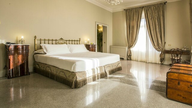 ホテル ロカルノ