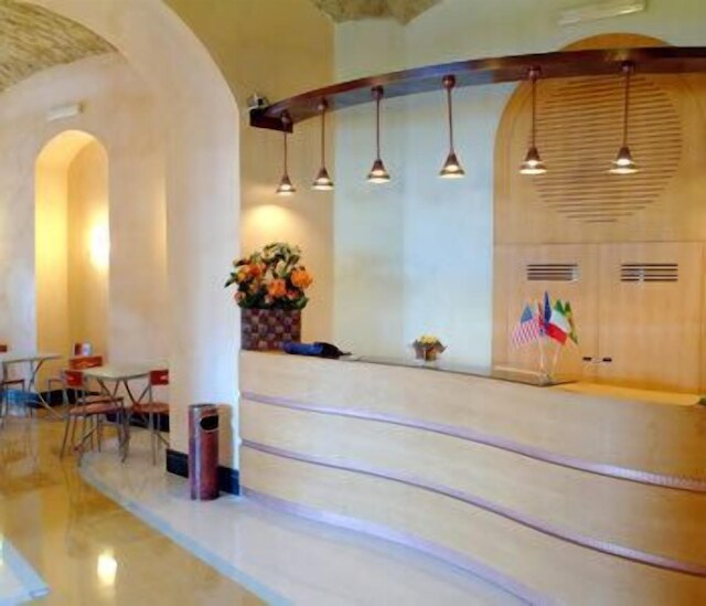 ホテル クラーレン