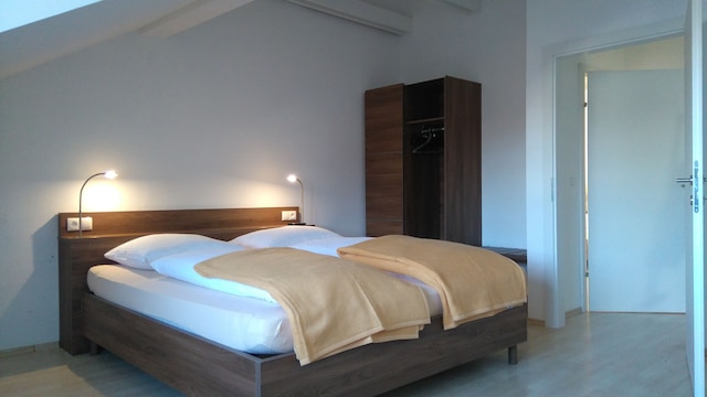 ペンション・エリザベス - ルームズ&アパートメント