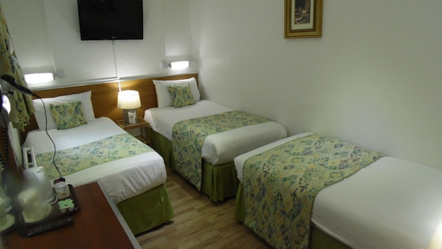 ファルコン ホテル