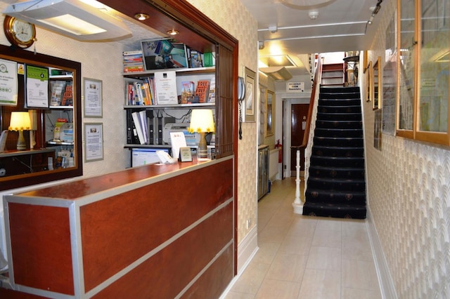 ファルコン ホテル