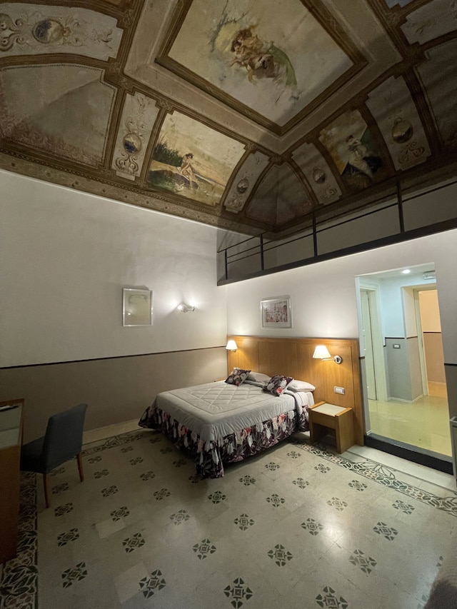 コスタンティナポリ 27