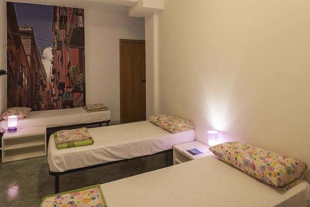 ホステル オブ ザ サン