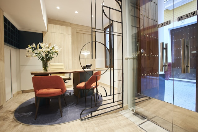 ウ センセ セビリャ セントロ