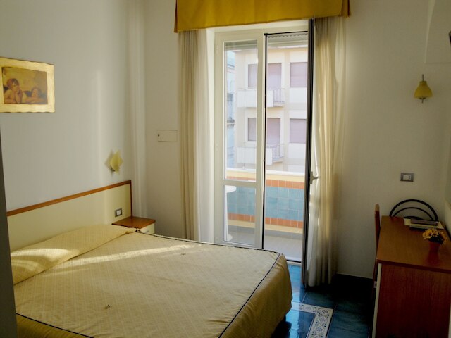 メウブレ カーサ マンニーニ