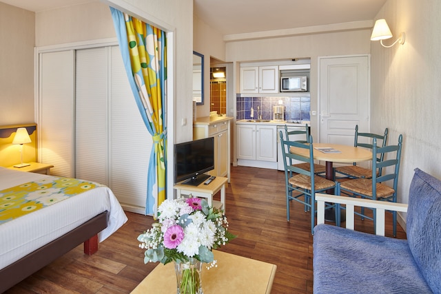 レジデンス バカンス ブルー ル グラン ラージュ